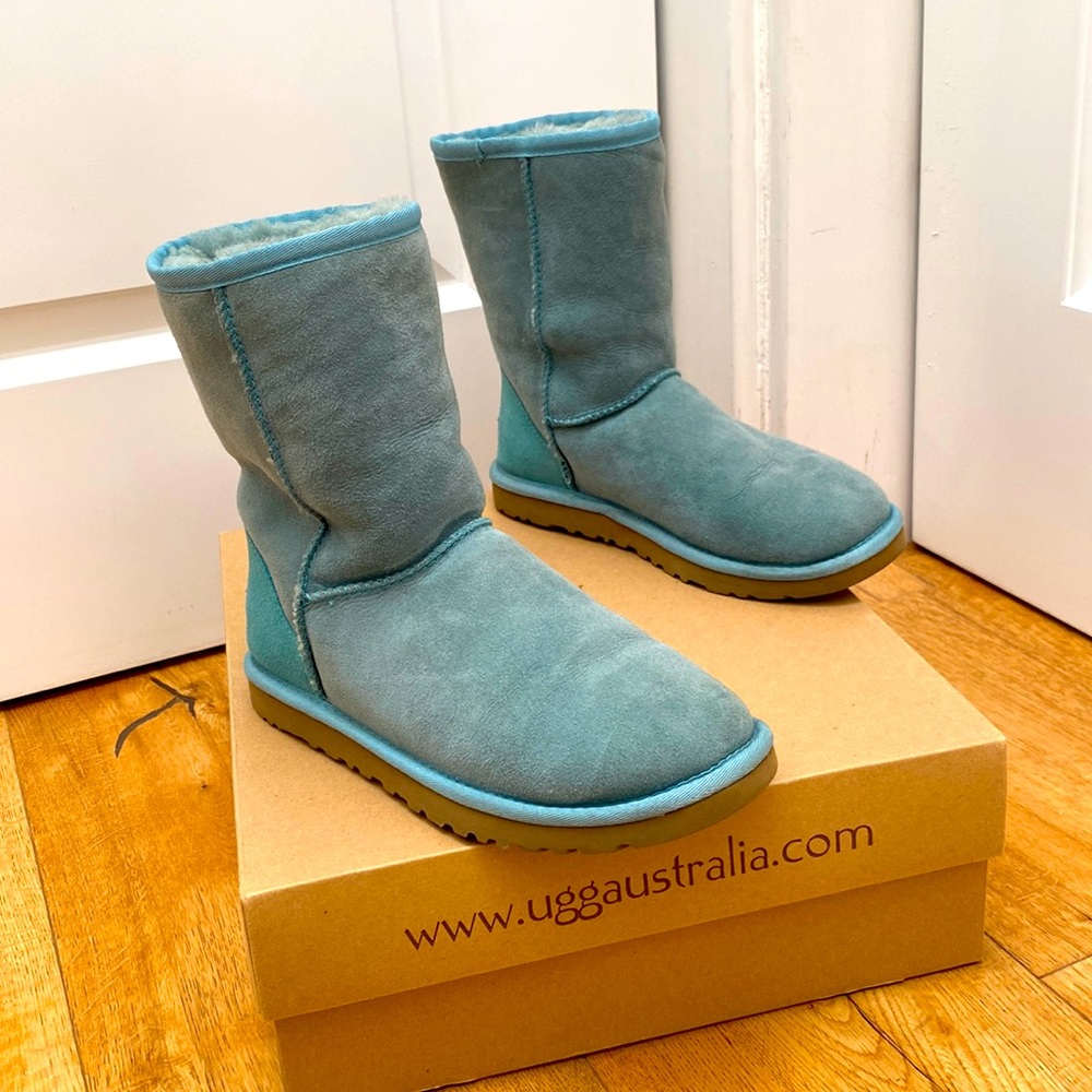 Ugg Classic Short Boots in teal